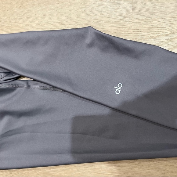 Alo 7/8 High-Waist Airlift Legging - Picture 3 of 4